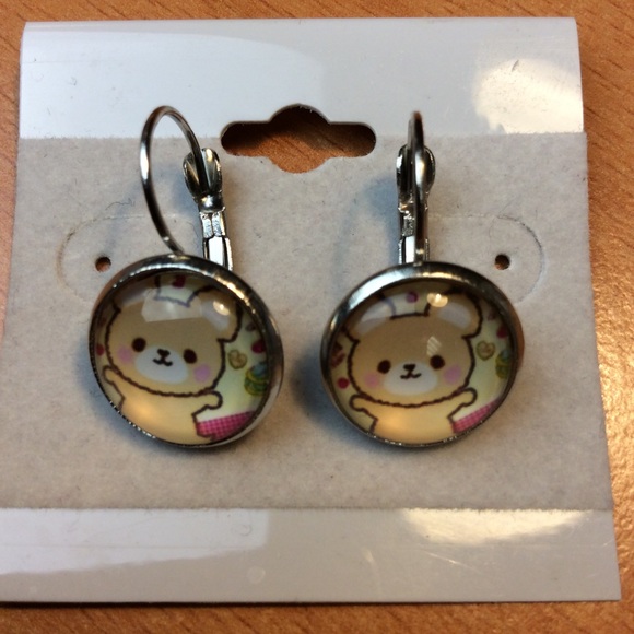 Jewelry - New Happy Bear Earrings